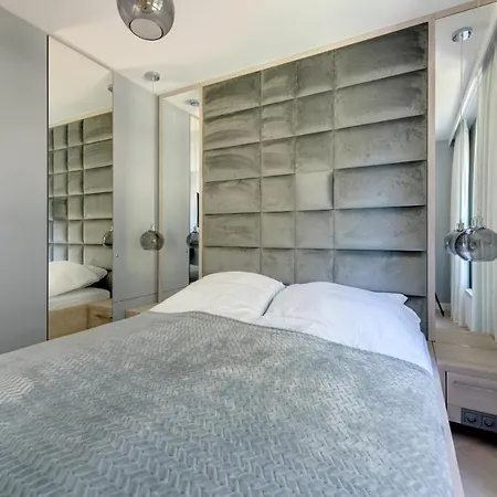 Apartment 3 - Syma *