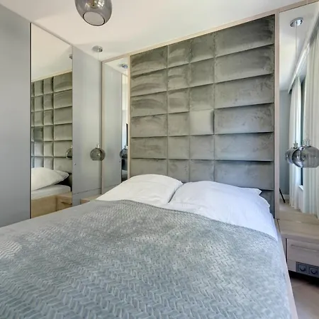 Apartment 3 - Syma *